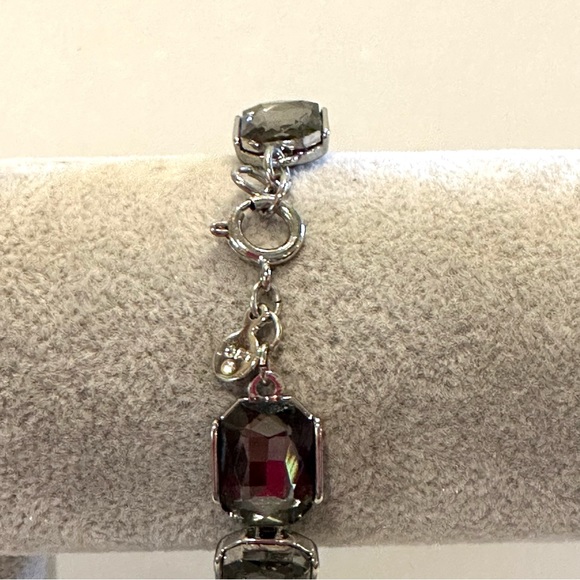 LOFT Bracelet,  silver tone w/ rectangular acrylic gray crystals - Picture 11 of 13